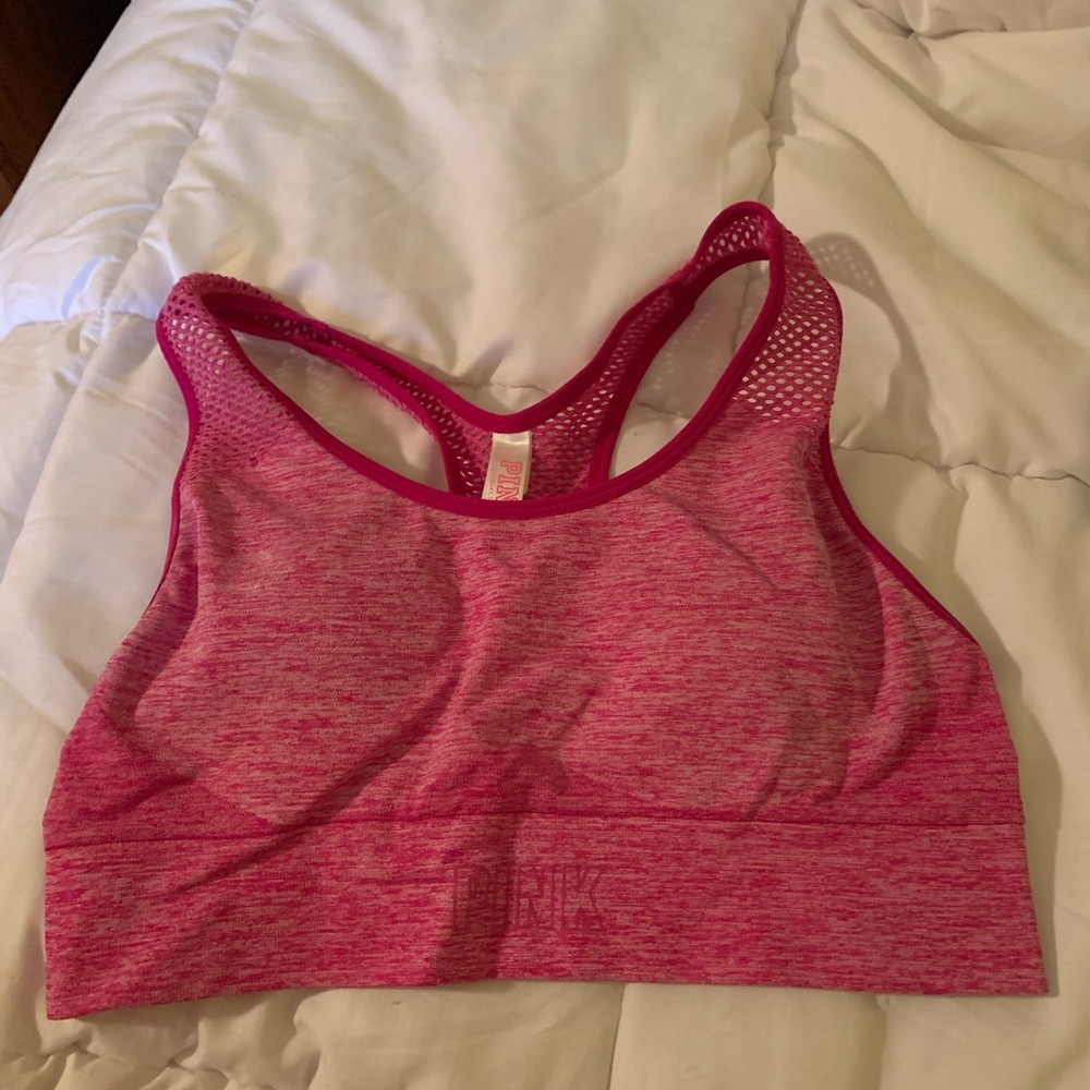 VSPink sports bra